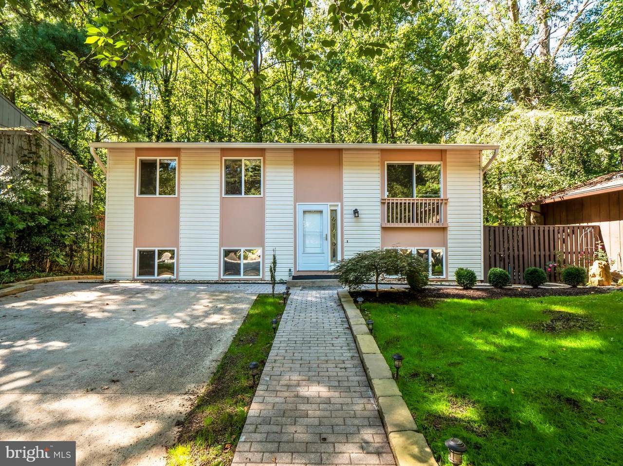 11591 Red Leaf Court - Photo 1
