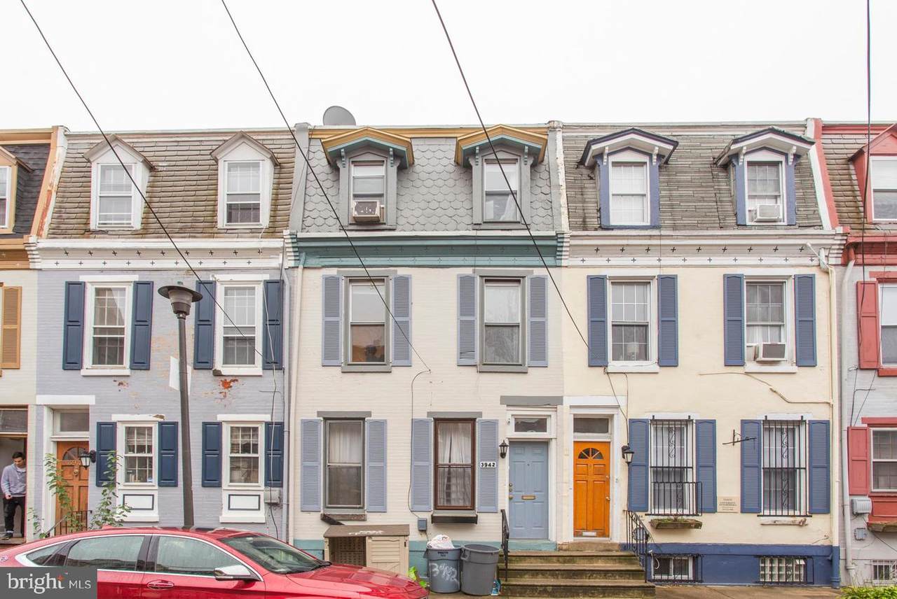 3942 Delancey - Photo 1