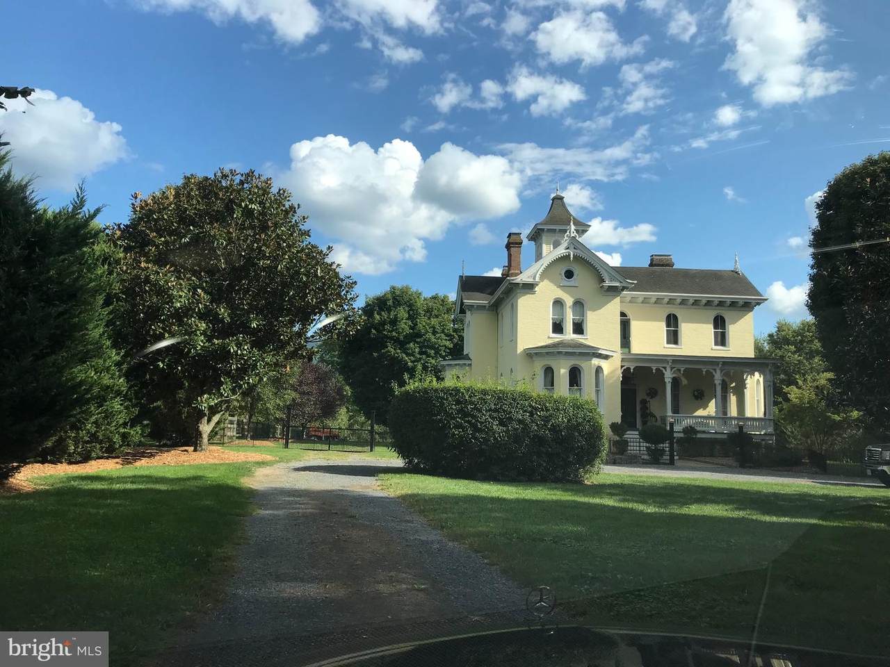 5760 Main Street - Photo 1