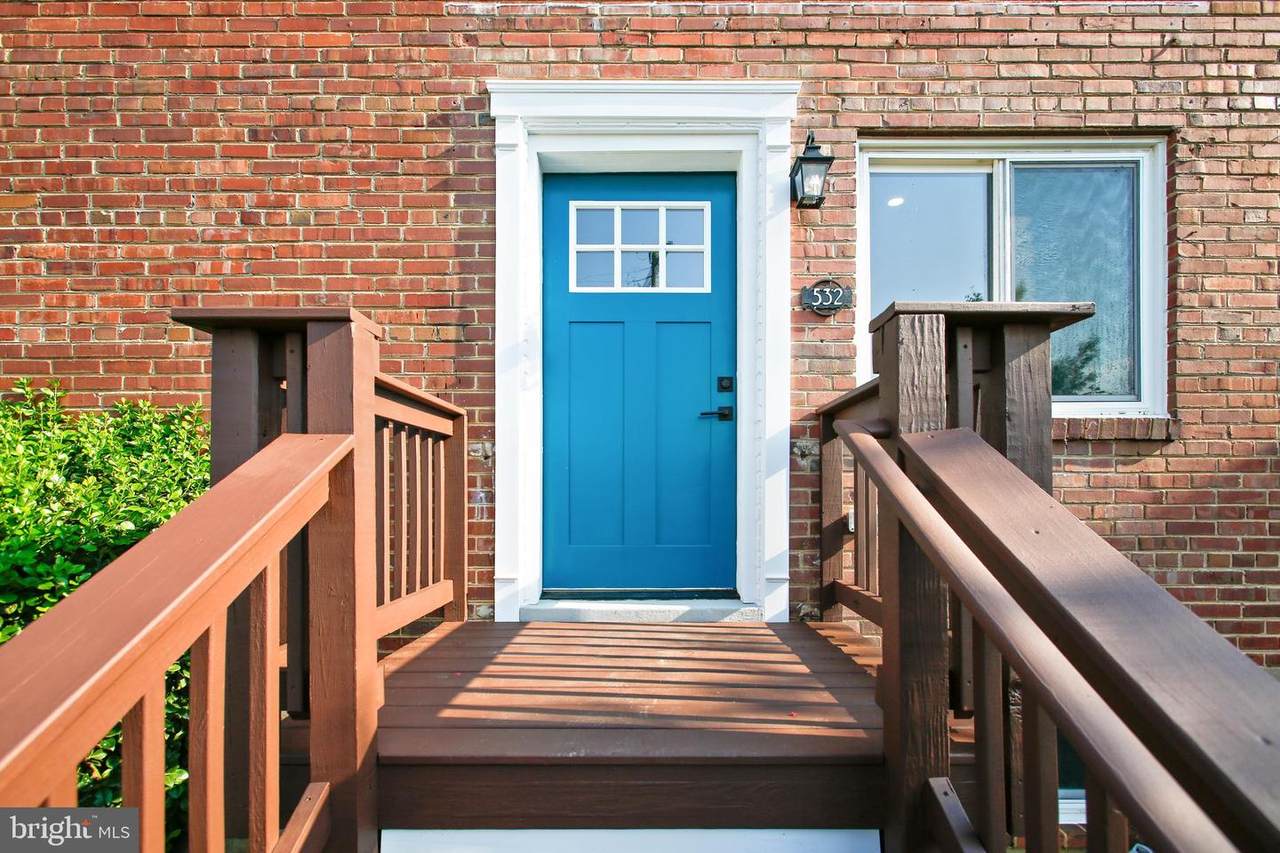 532 Glendale Avenue - Photo 1