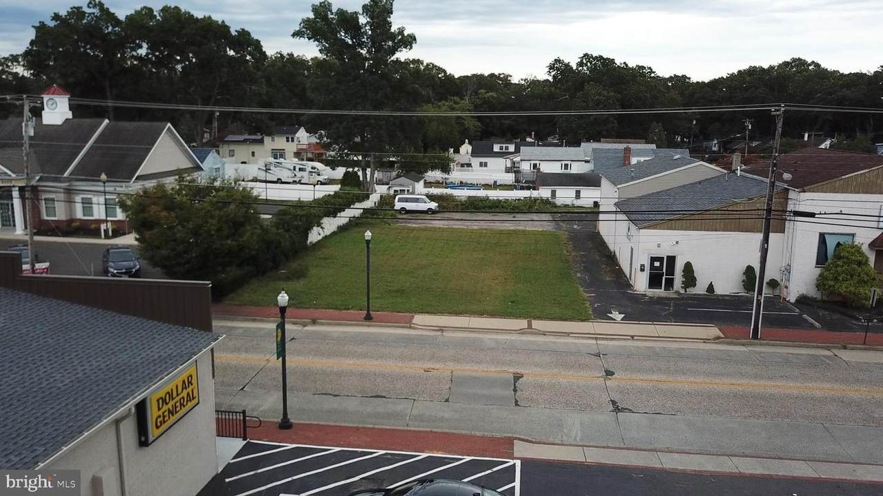 715 Erial Road - Photo 1