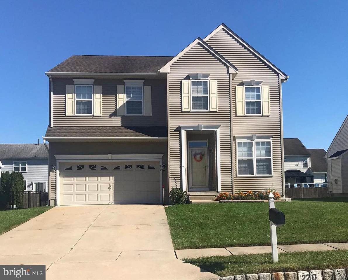 220 Juniper Lane - Photo 1