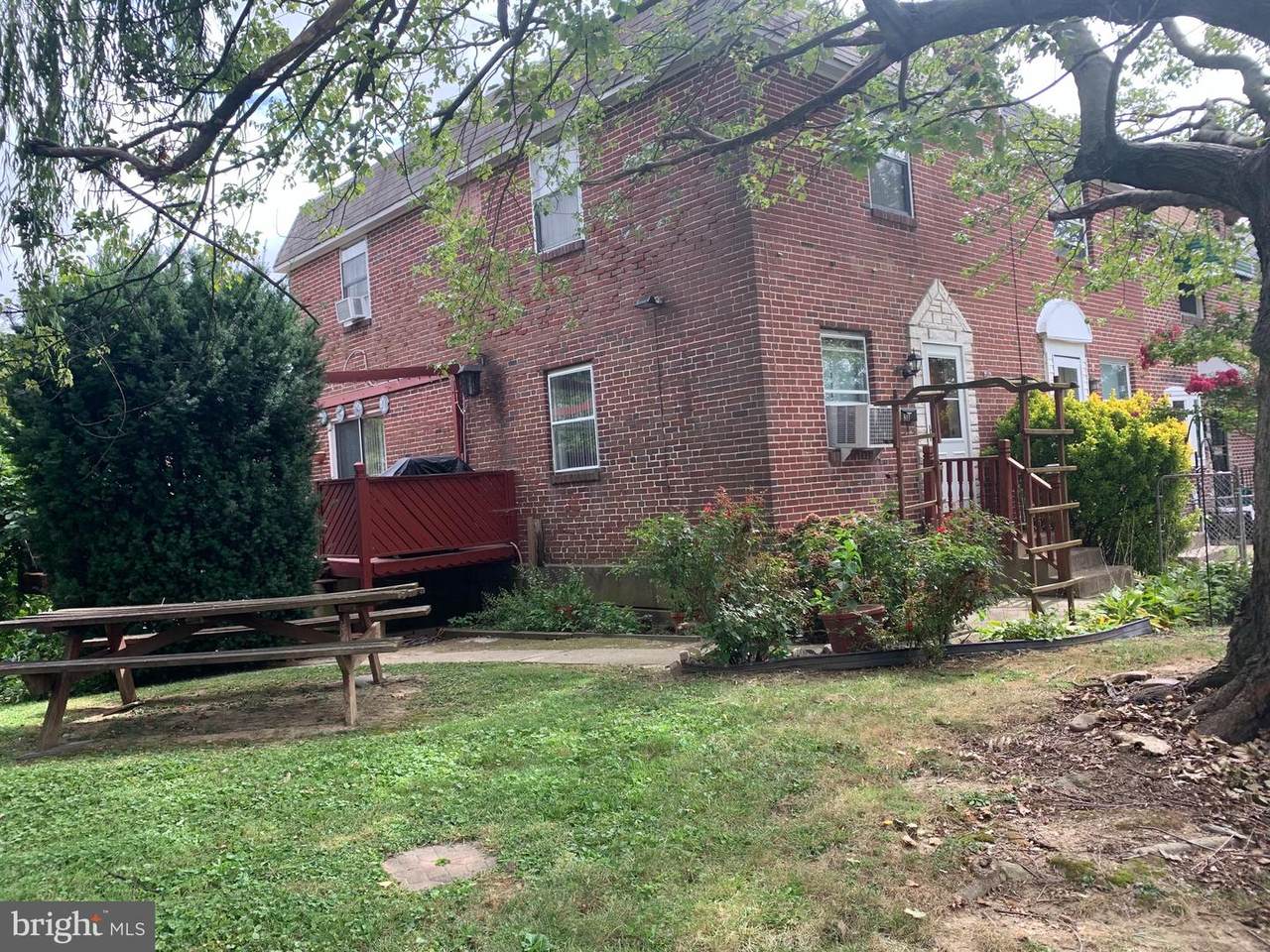 817 Delview - Photo 1