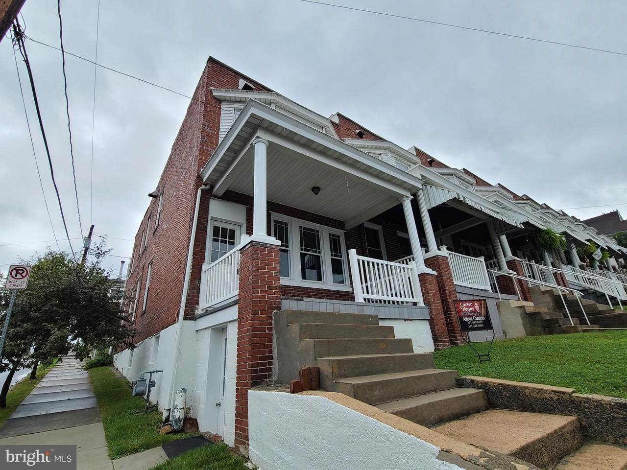 68 Boone Street - Photo 1