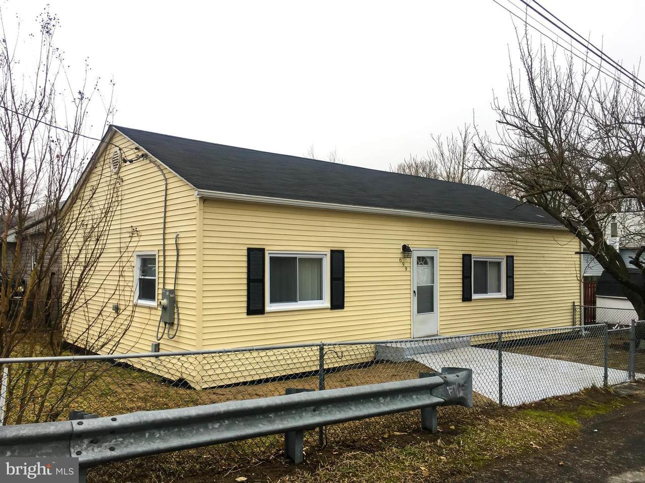 699 204TH Street - Photo 1