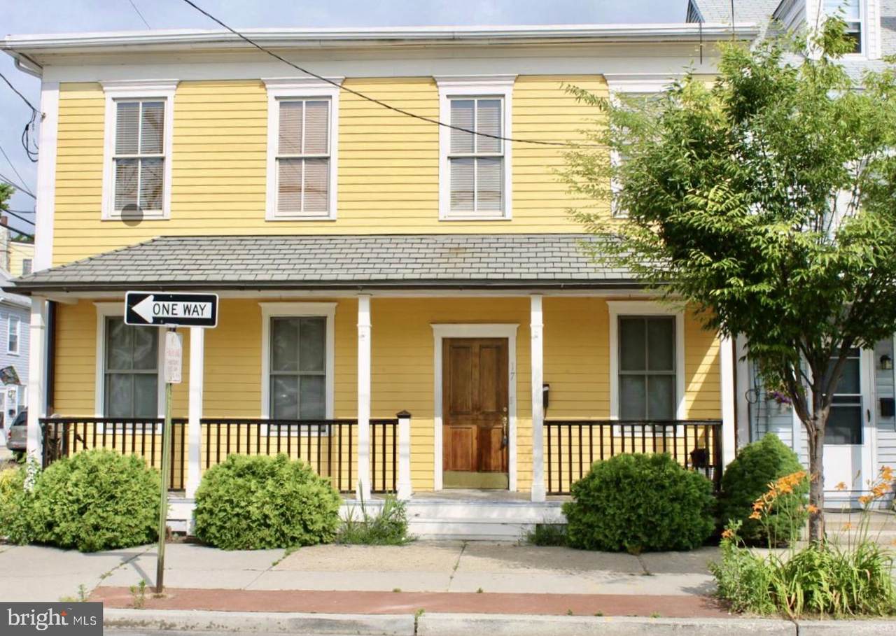 17 Burlington Street - Photo 1