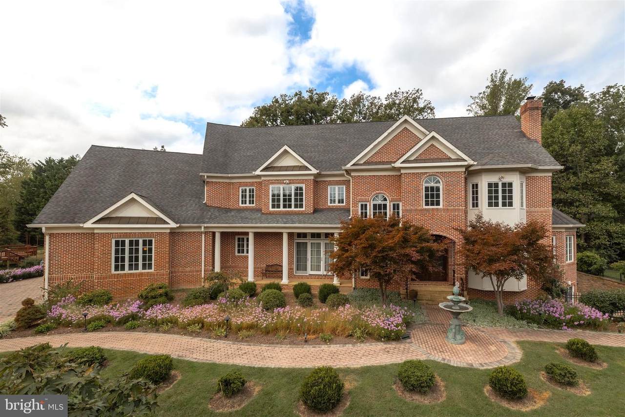 906 Falls Bridge Lane - Photo 1