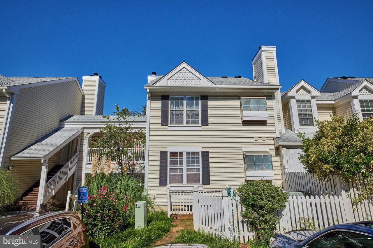 2921-B Woodley Street - Photo 1