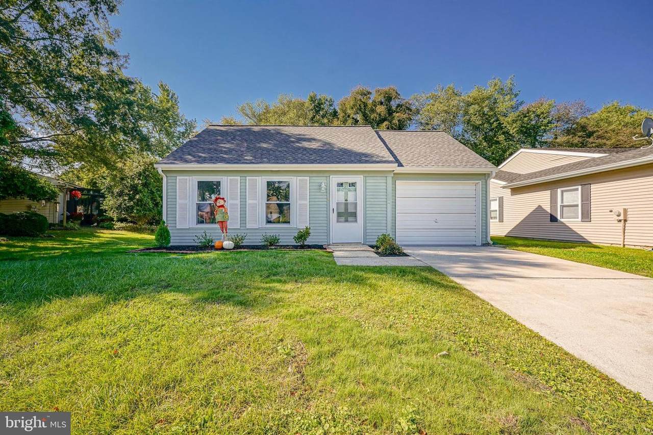 169 Huntington Drive - Photo 1