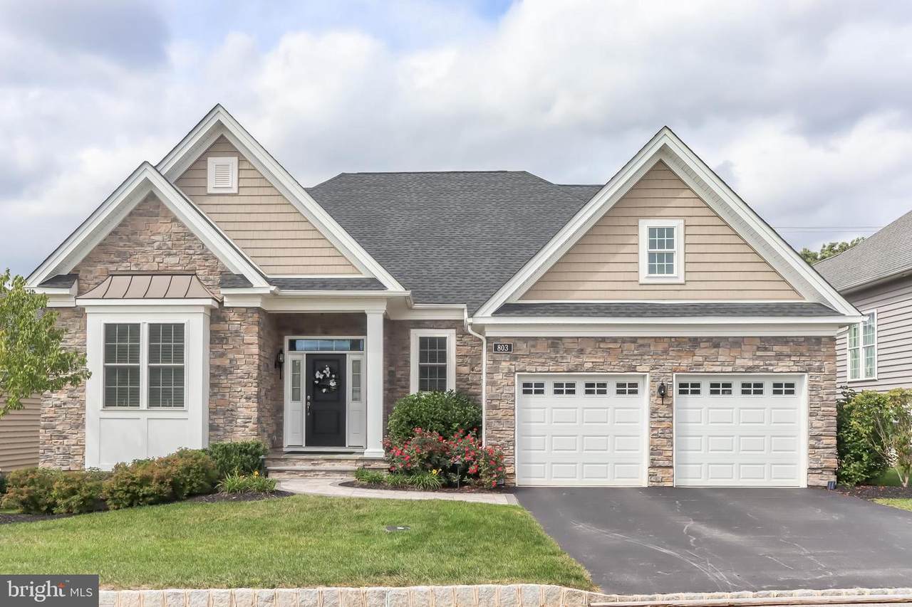 803 Bloom Court - Photo 1