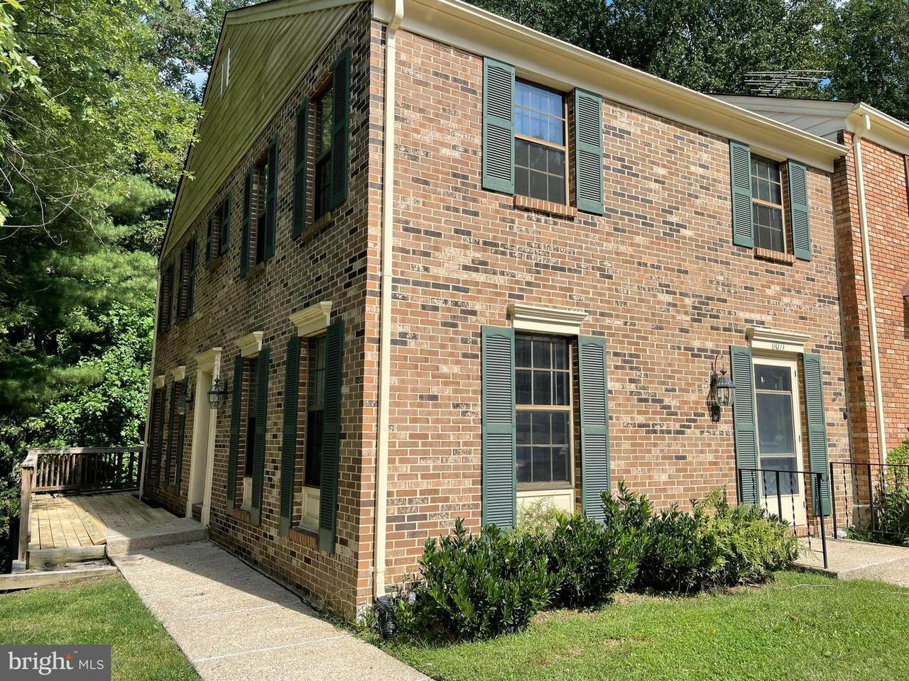 6071 Guildhall Court - Photo 1