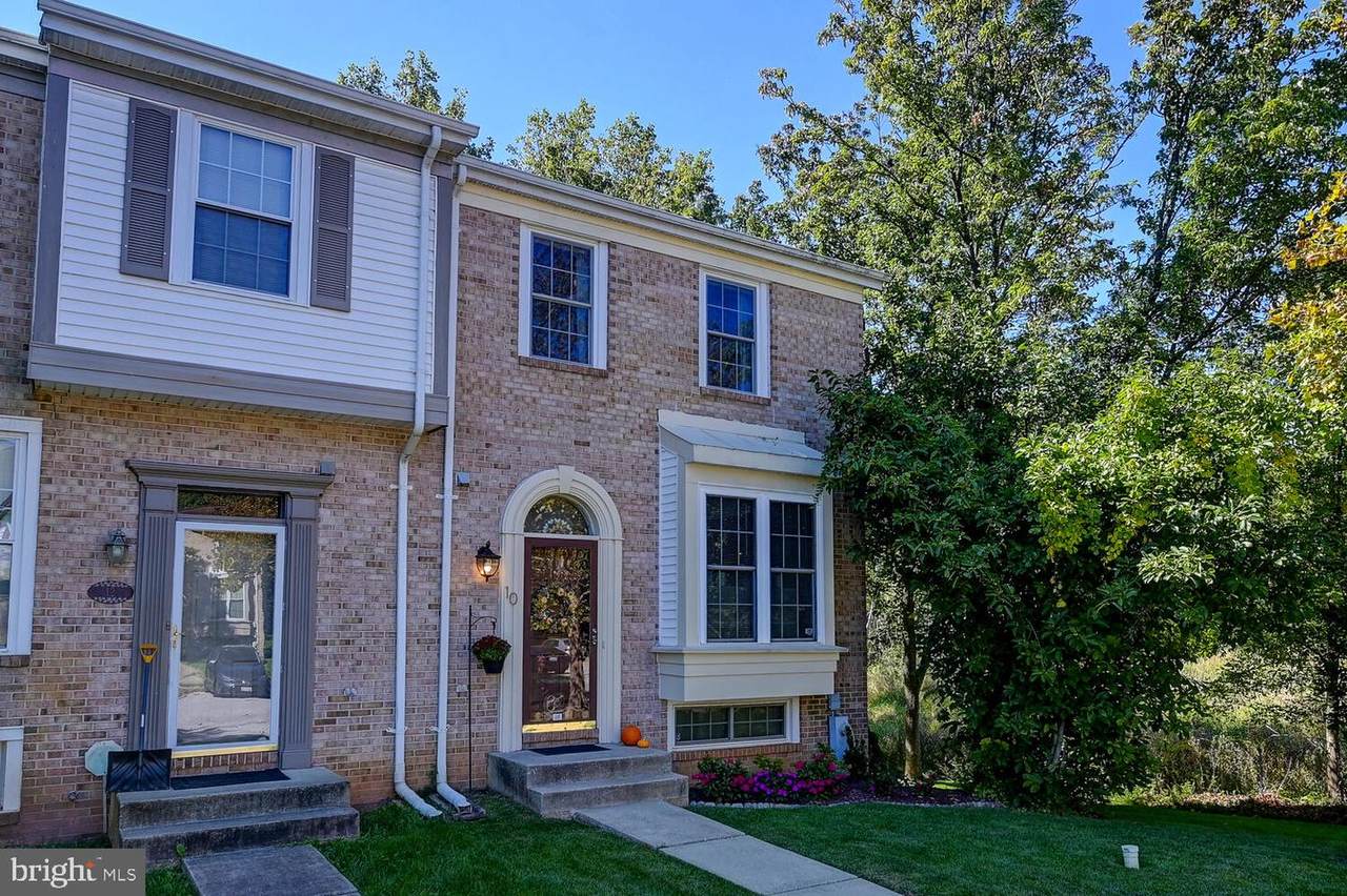 10 Hunting Horn Circle - Photo 1