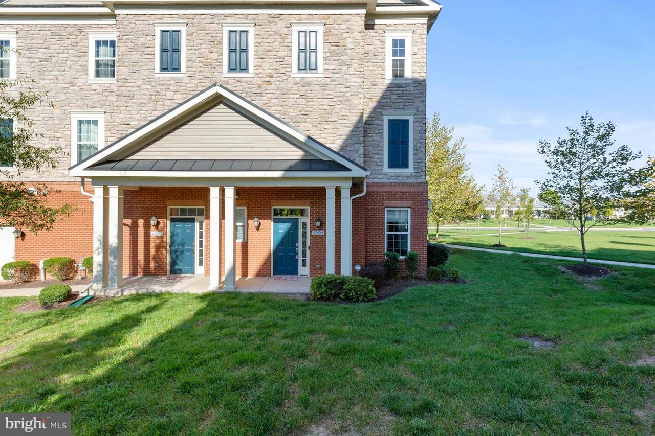 42554 Wildly Terrace - Photo 1