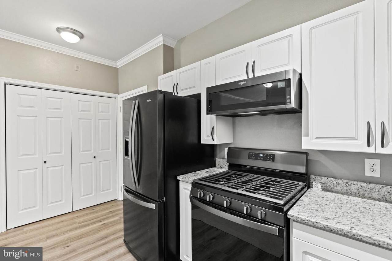 12954 Centre Park Circle - Photo 1