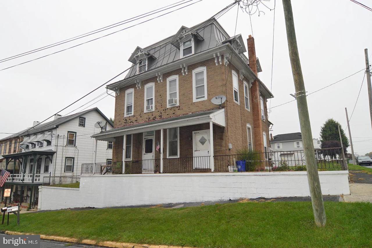 501 N Main - Photo 1