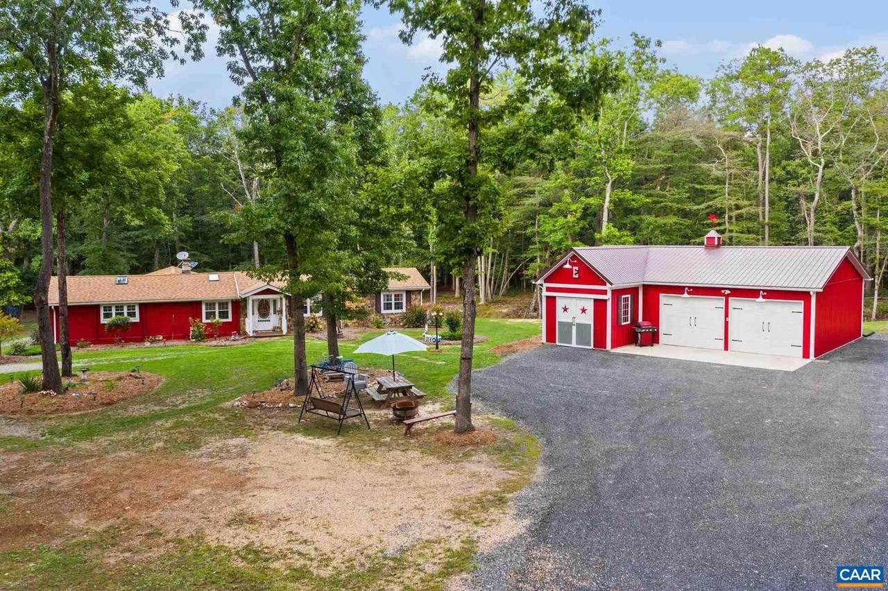 166 Cherokee Dr - Photo 1