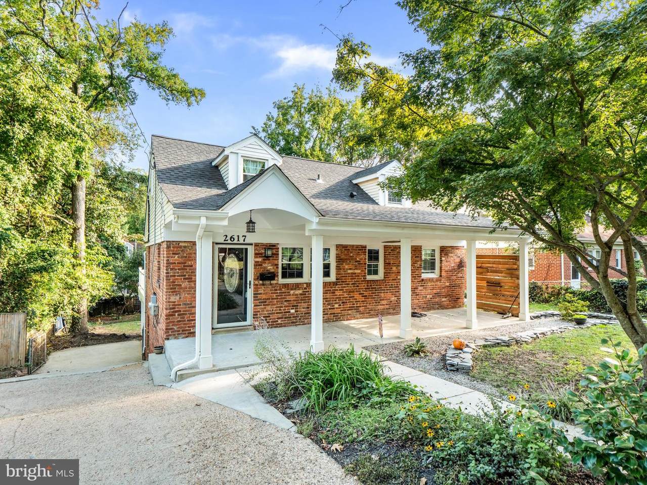 2617 Maple Street - Photo 1