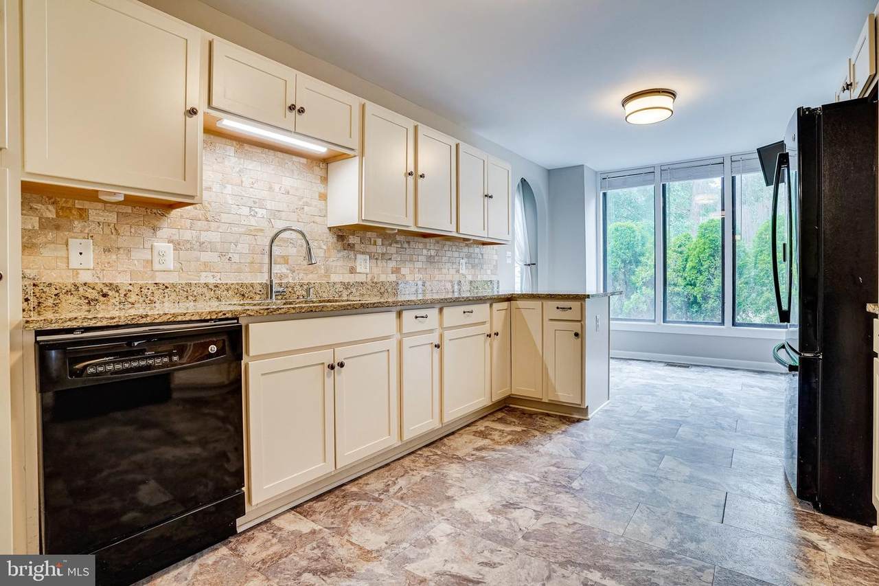4917 Casimir Street - Photo 1