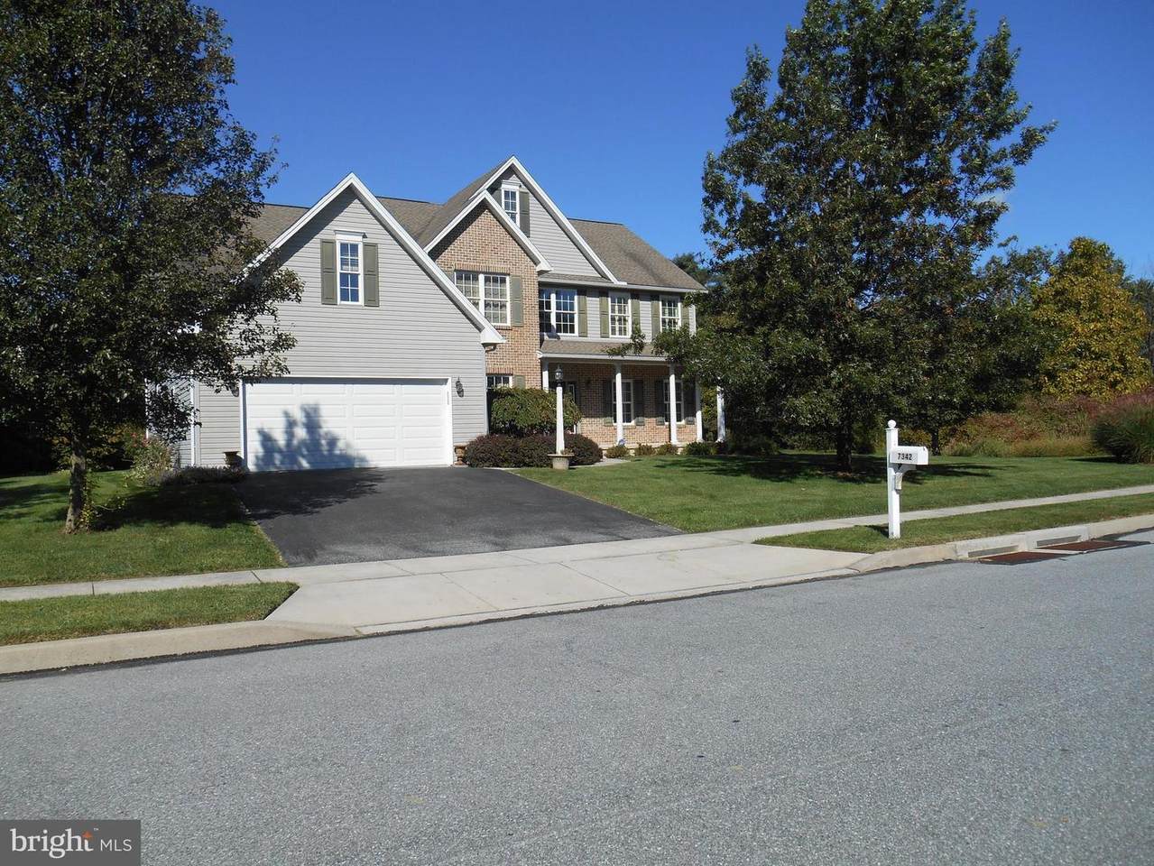 7342 Cobble Stone Drive - Photo 1