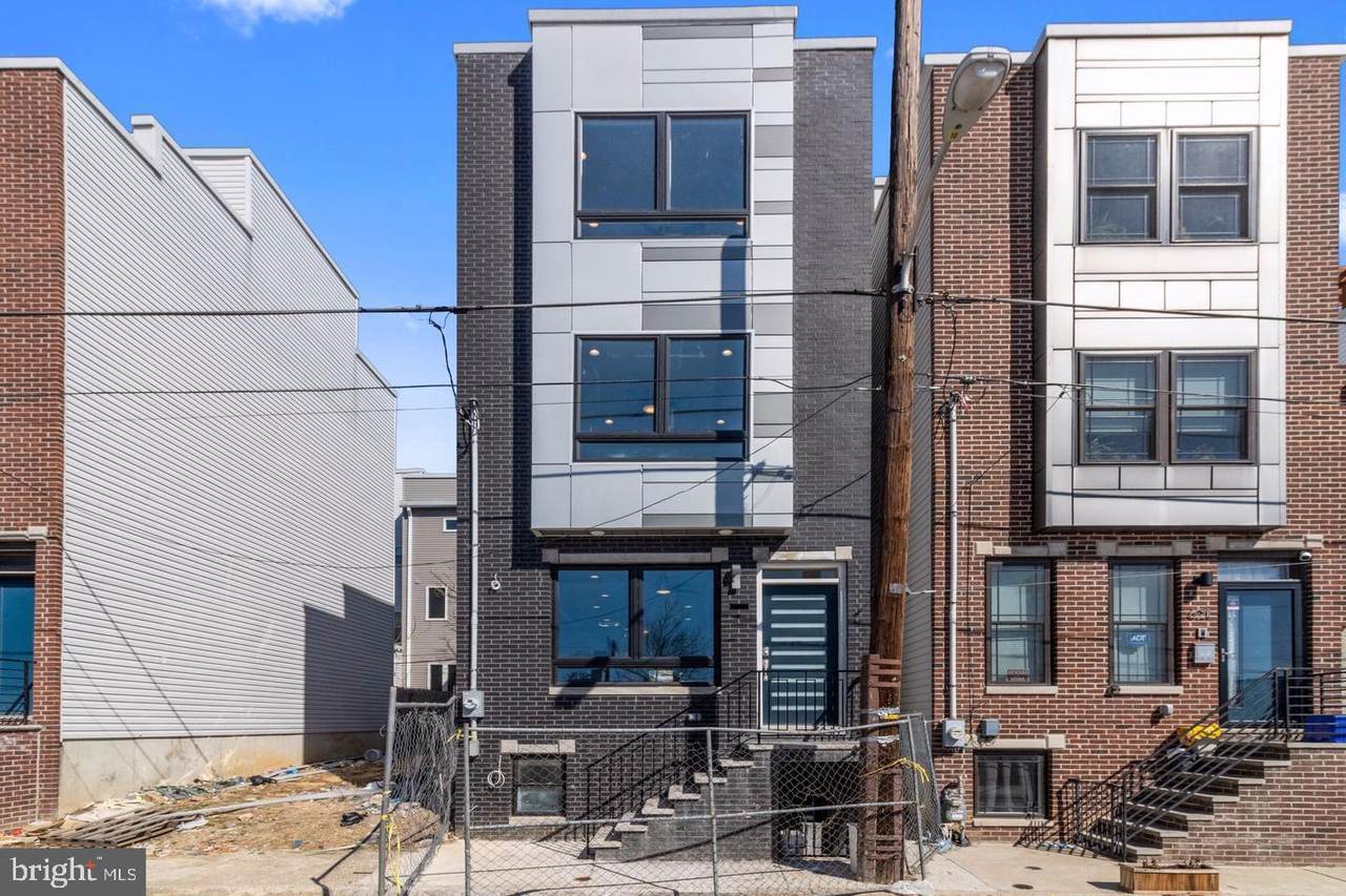 623 Mercy Street - Photo 1