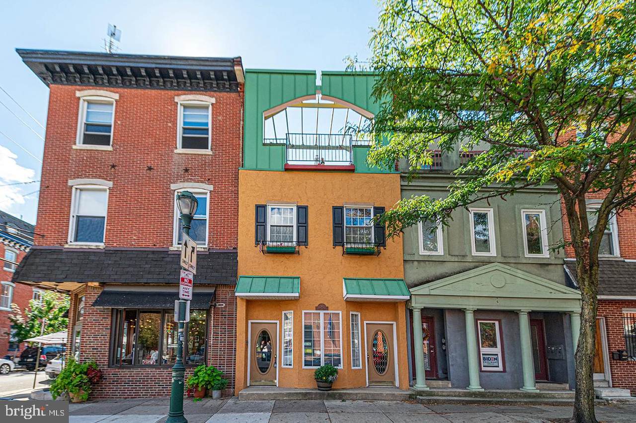 2102 South Street - Photo 1