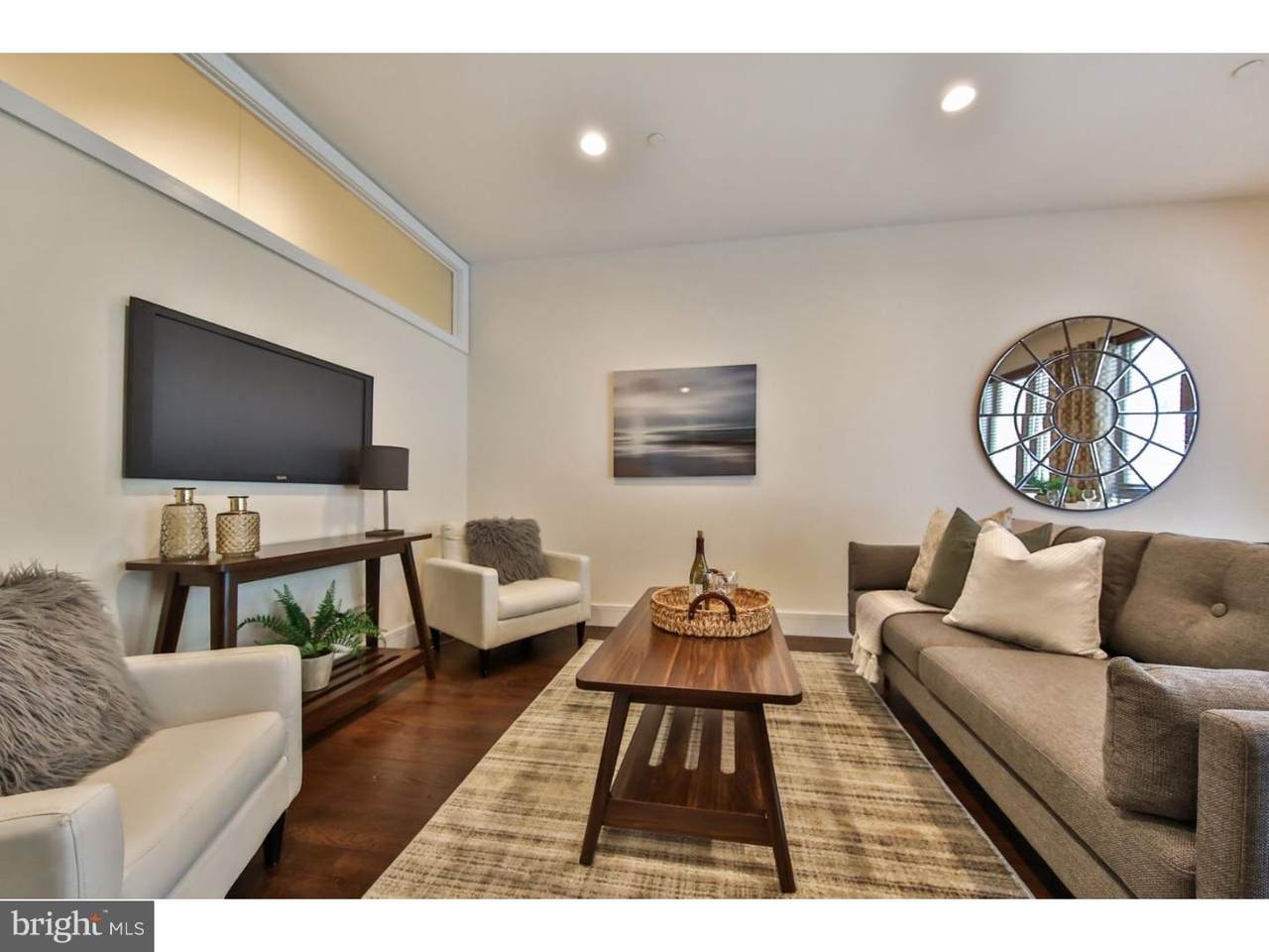 1526-30 2ND Street - Photo 1