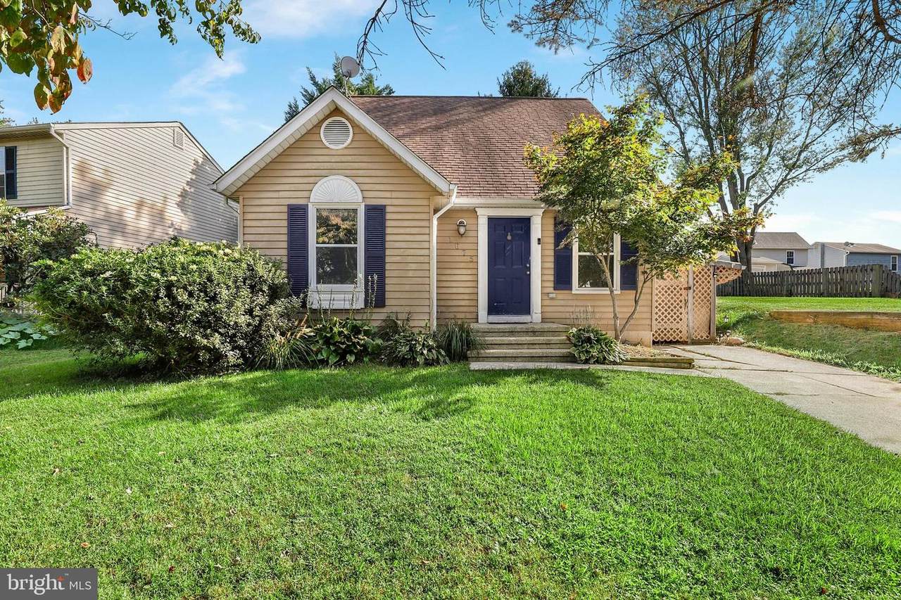1675 Brimfield Circle - Photo 1