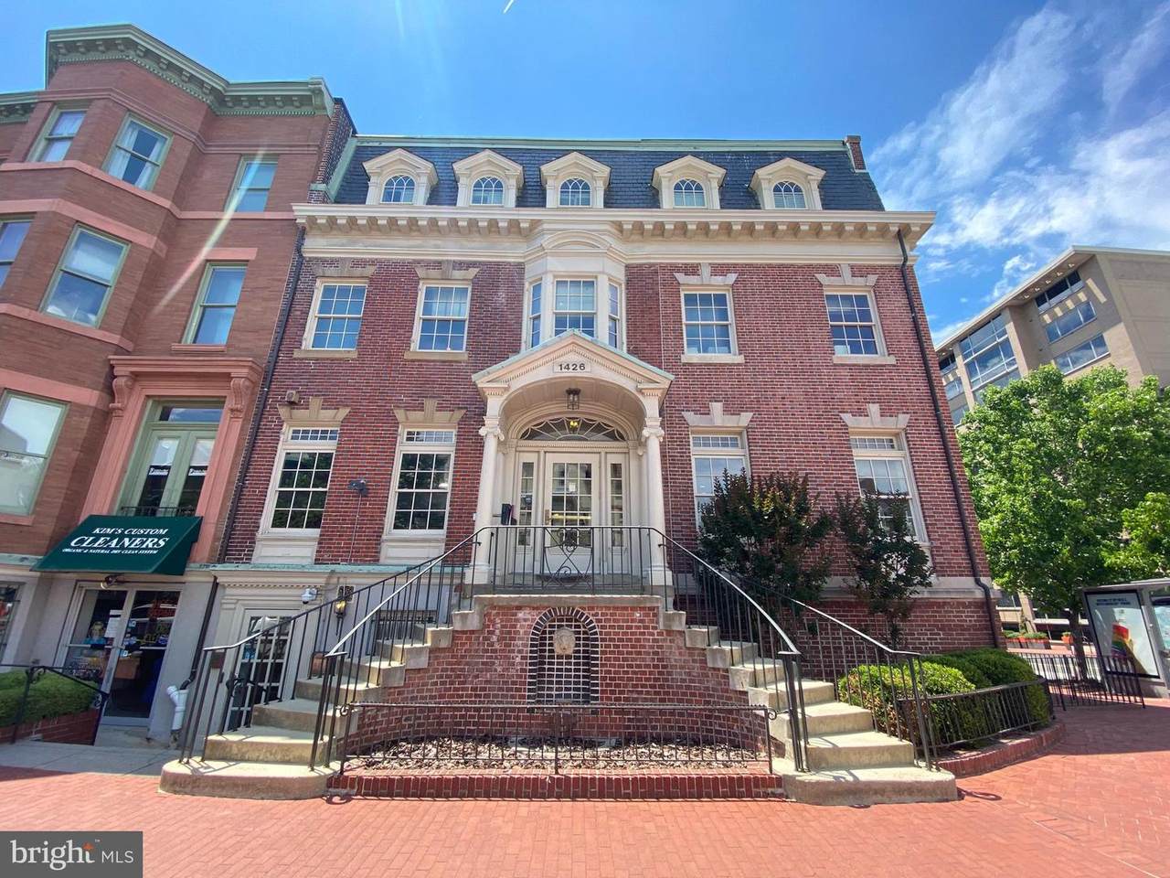 1426 21ST Street - Photo 1