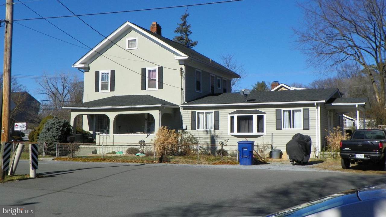 1217 Royal Avenue - Photo 1