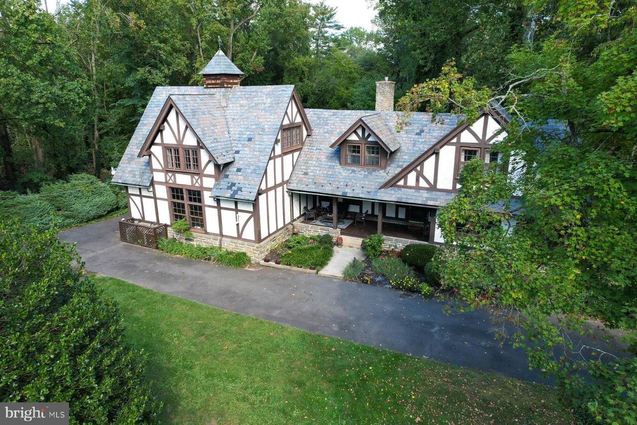 401 Cherry Street - Photo 1