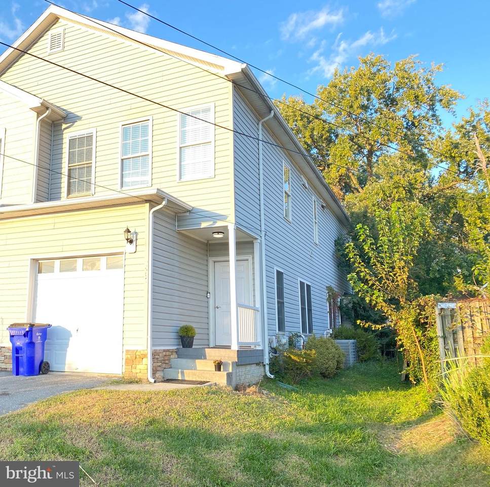 6407 Woodburn Avenue - Photo 1