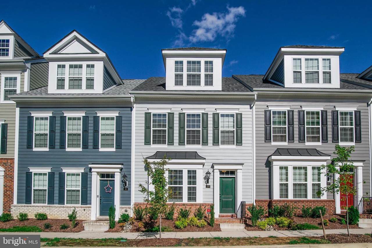 379 Buckeye Circle - Photo 1