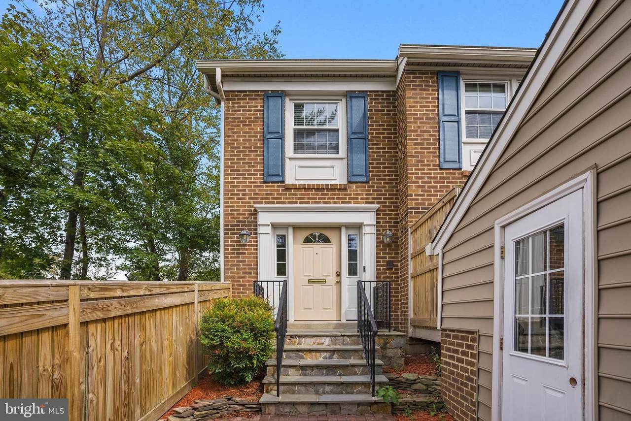 9515 Duffer Way - Photo 1