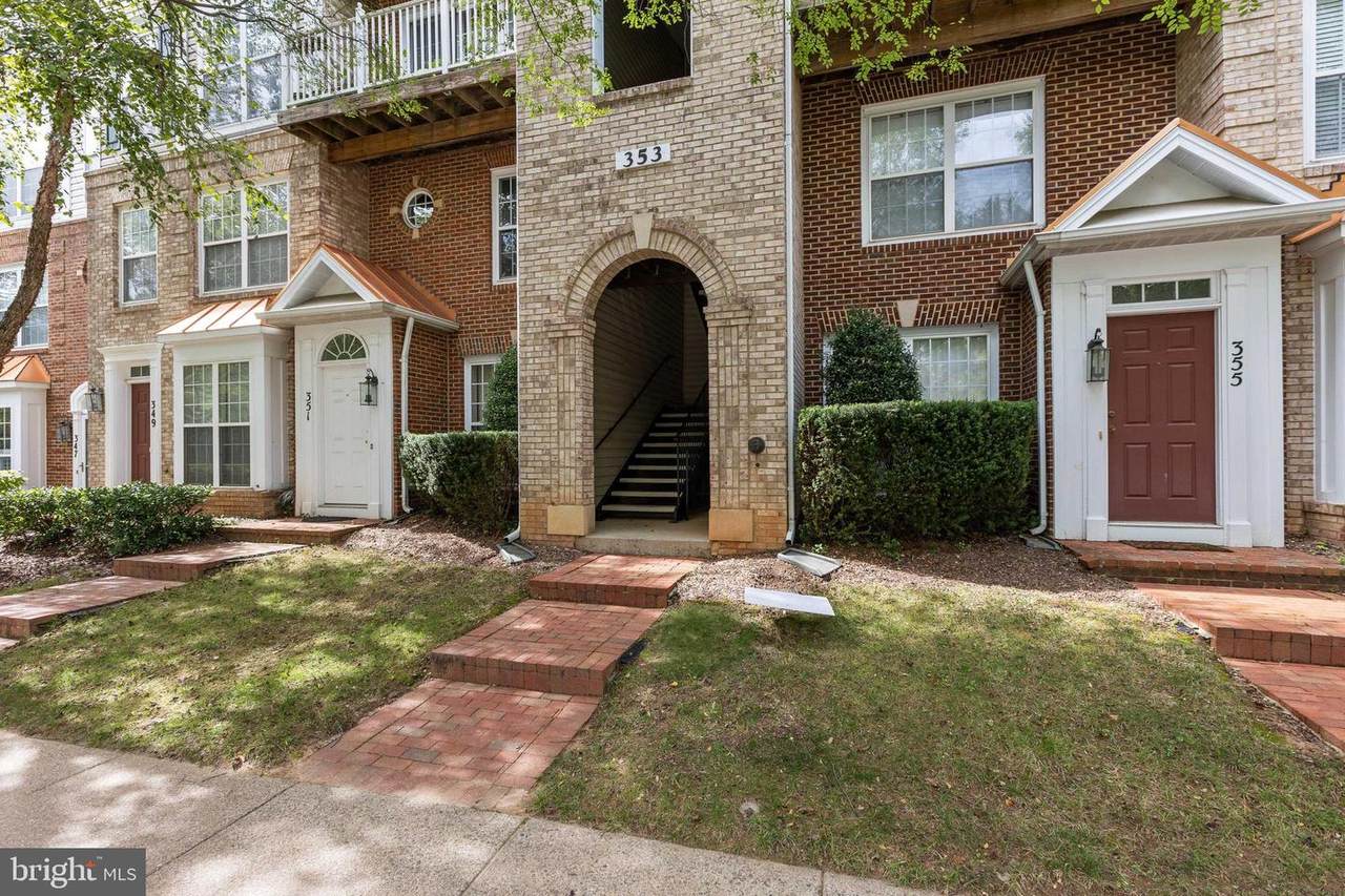 353 Fallsgrove Drive - Photo 1
