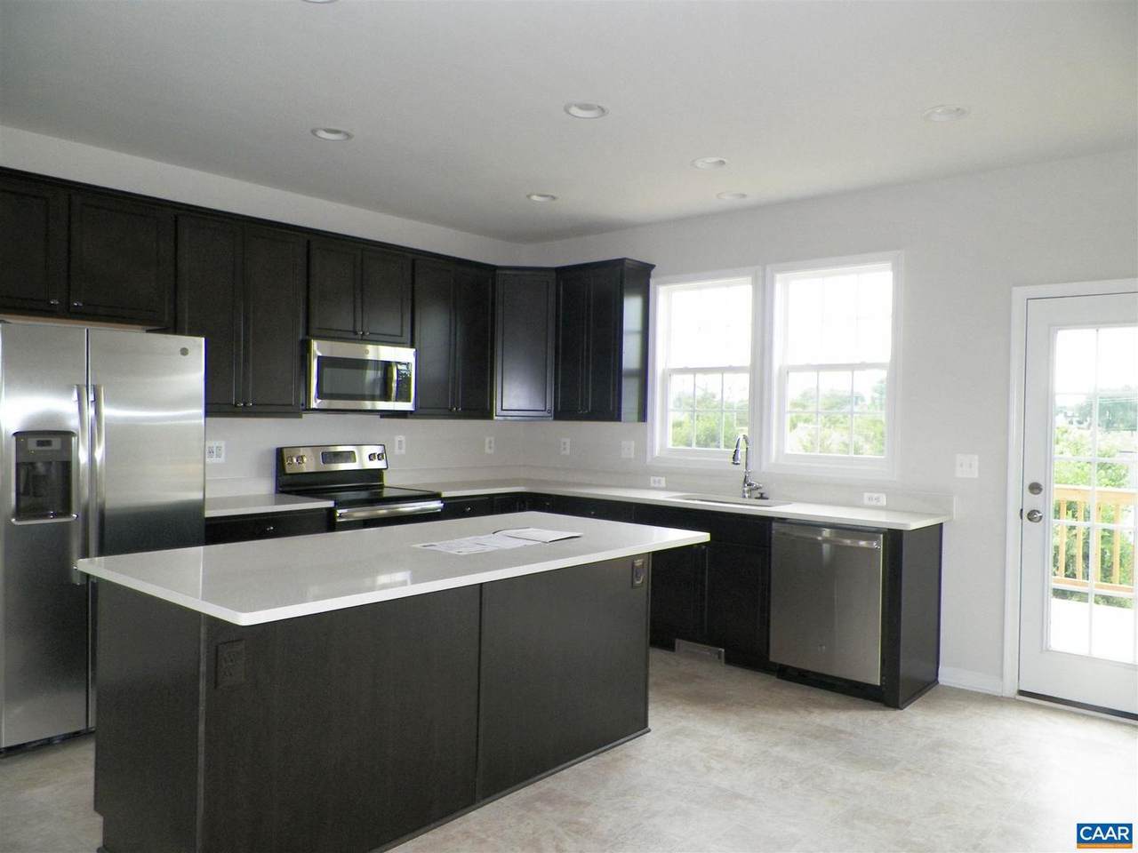 268 Willowshire Ct - Photo 1