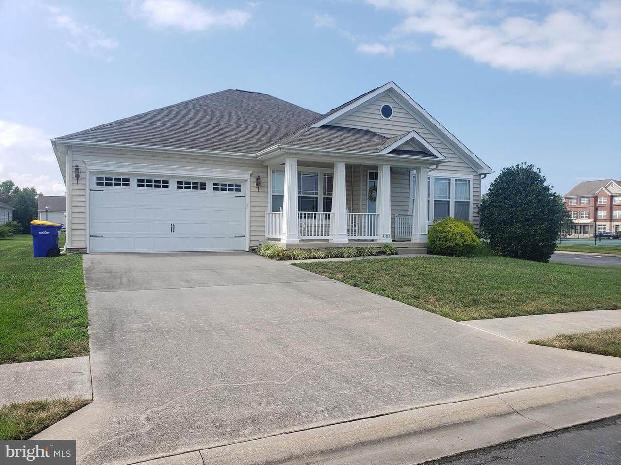 33118 Dorchester Street - Photo 1