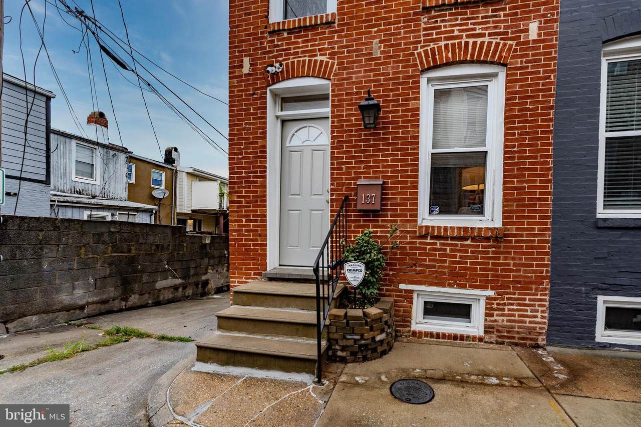 137 Bradford Street - Photo 1