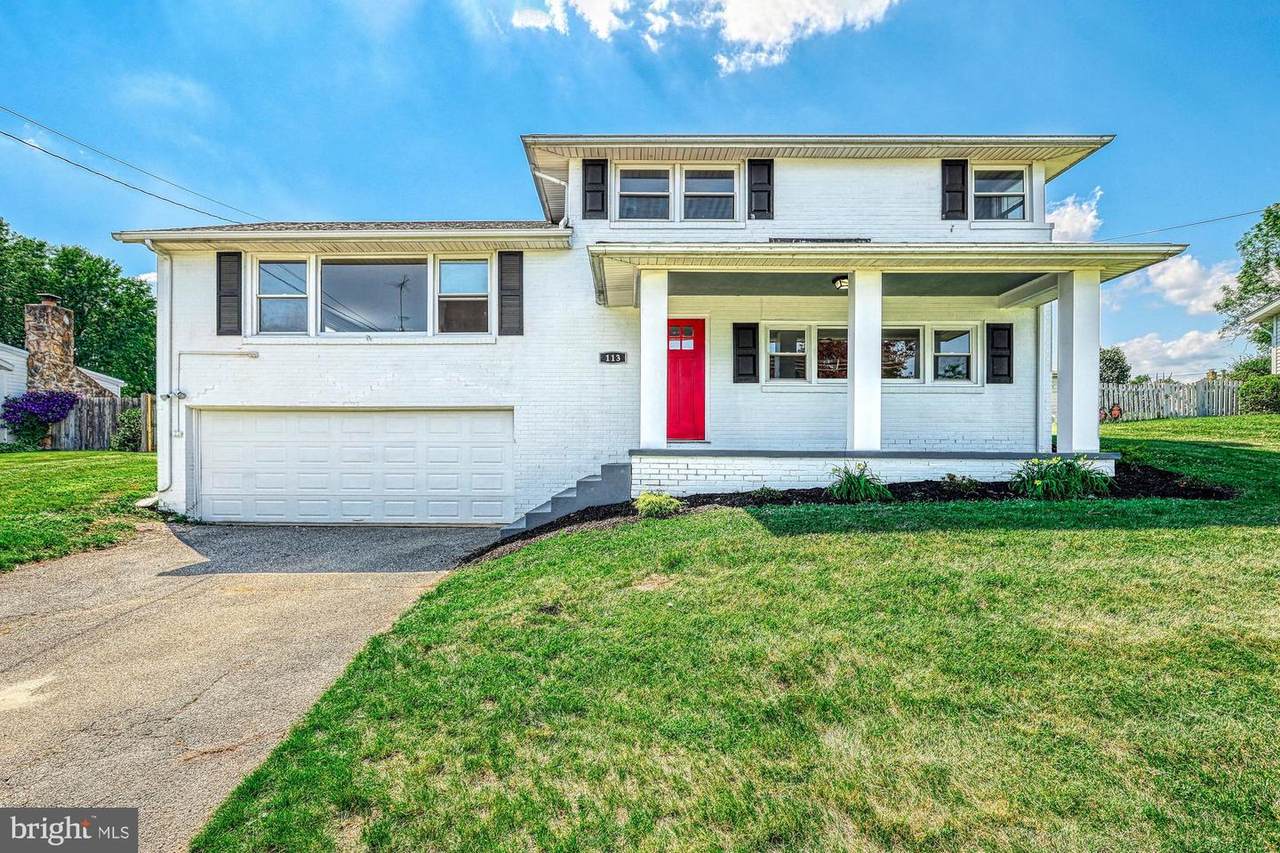 113 Pine Hollow Road - Photo 1