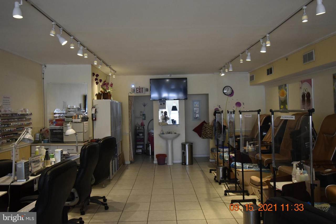 261 County Line Rd - Photo 1