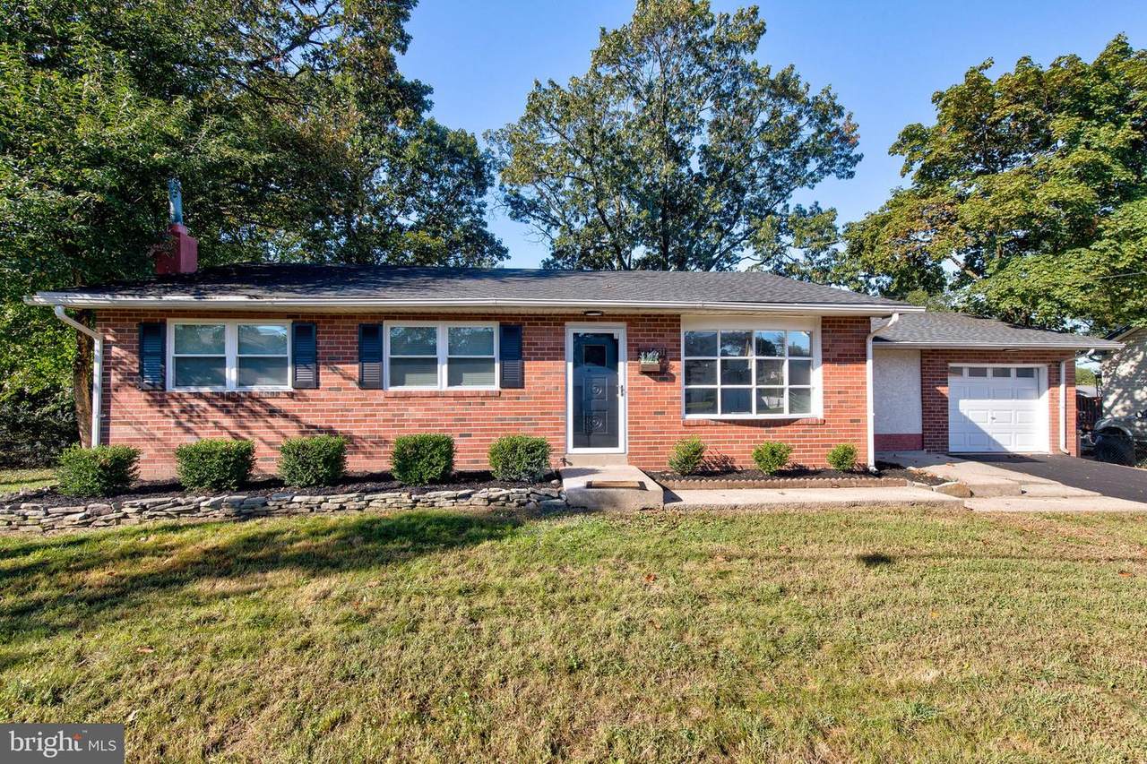 1631 Jackson Street - Photo 1