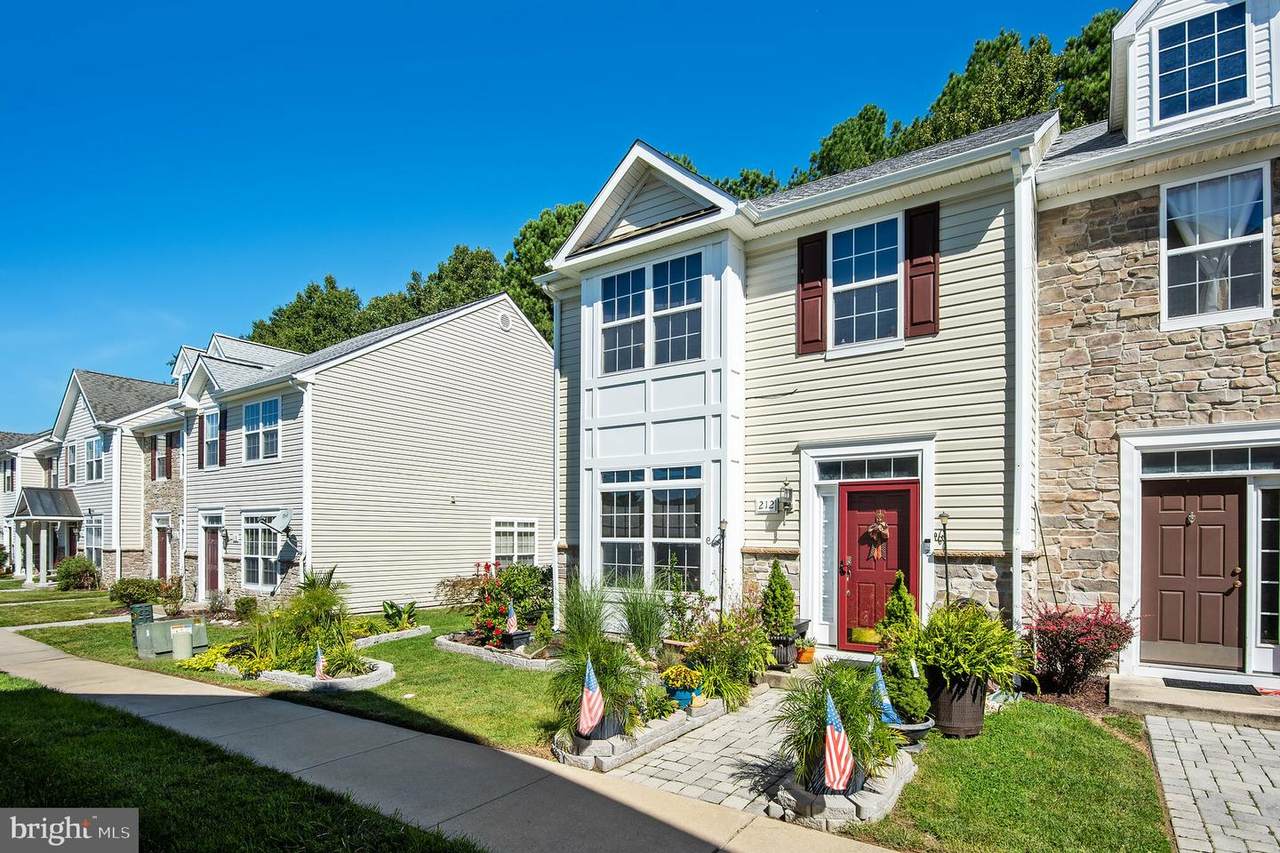 212 Brant Way - Photo 1