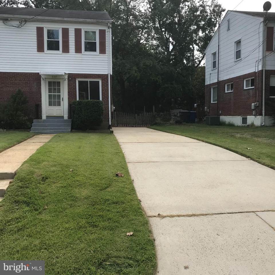 2107 Rollins Drive - Photo 1