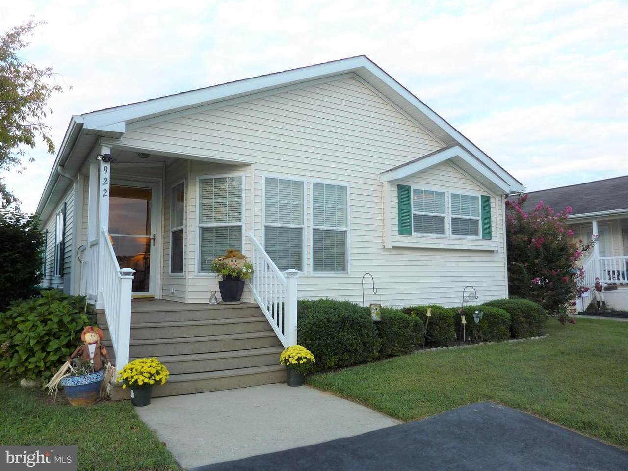 922 Appleberry Drive - Photo 1