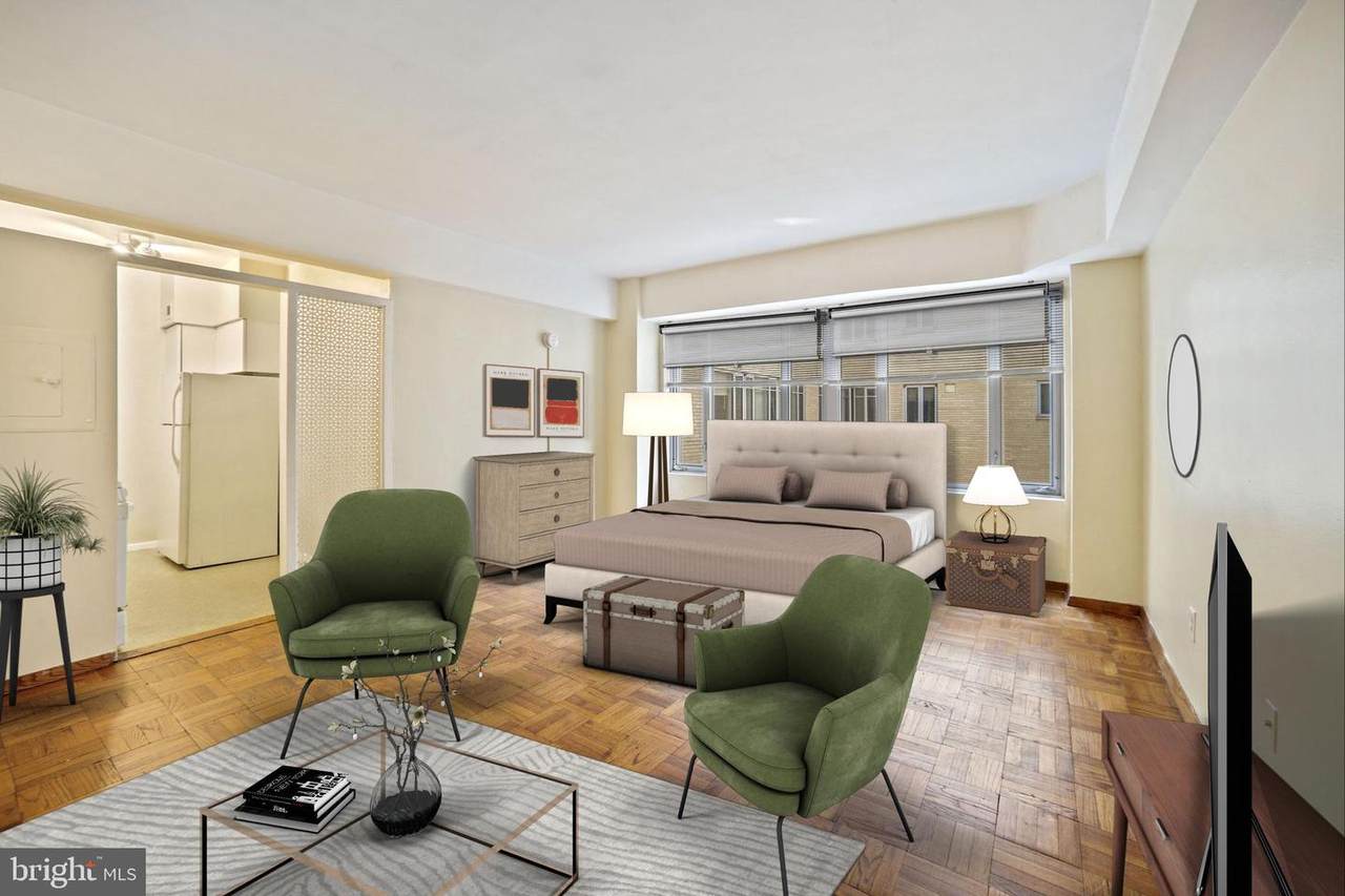 1711 Massachusetts Avenue - Photo 1