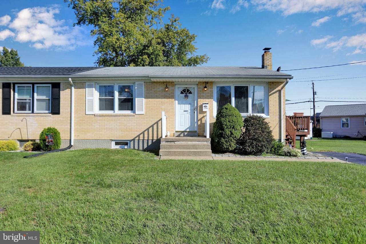 105-B Anderson Avenue - Photo 1
