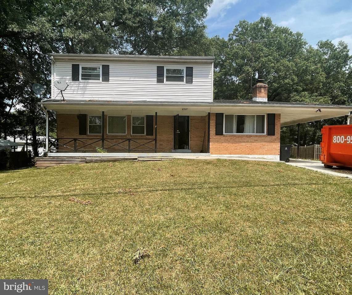 6907 96TH - Photo 1