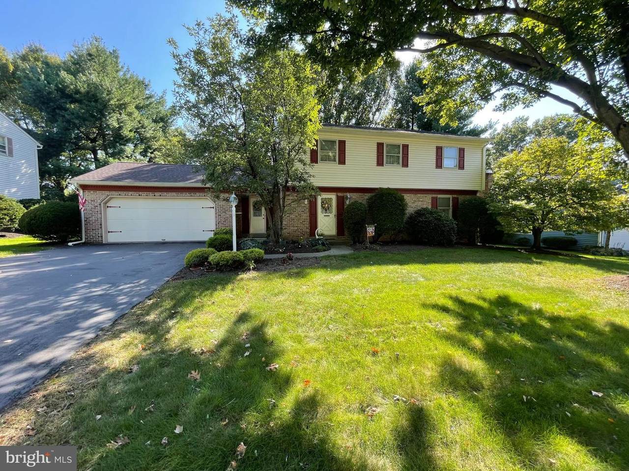 650 Eastside Drive - Photo 1