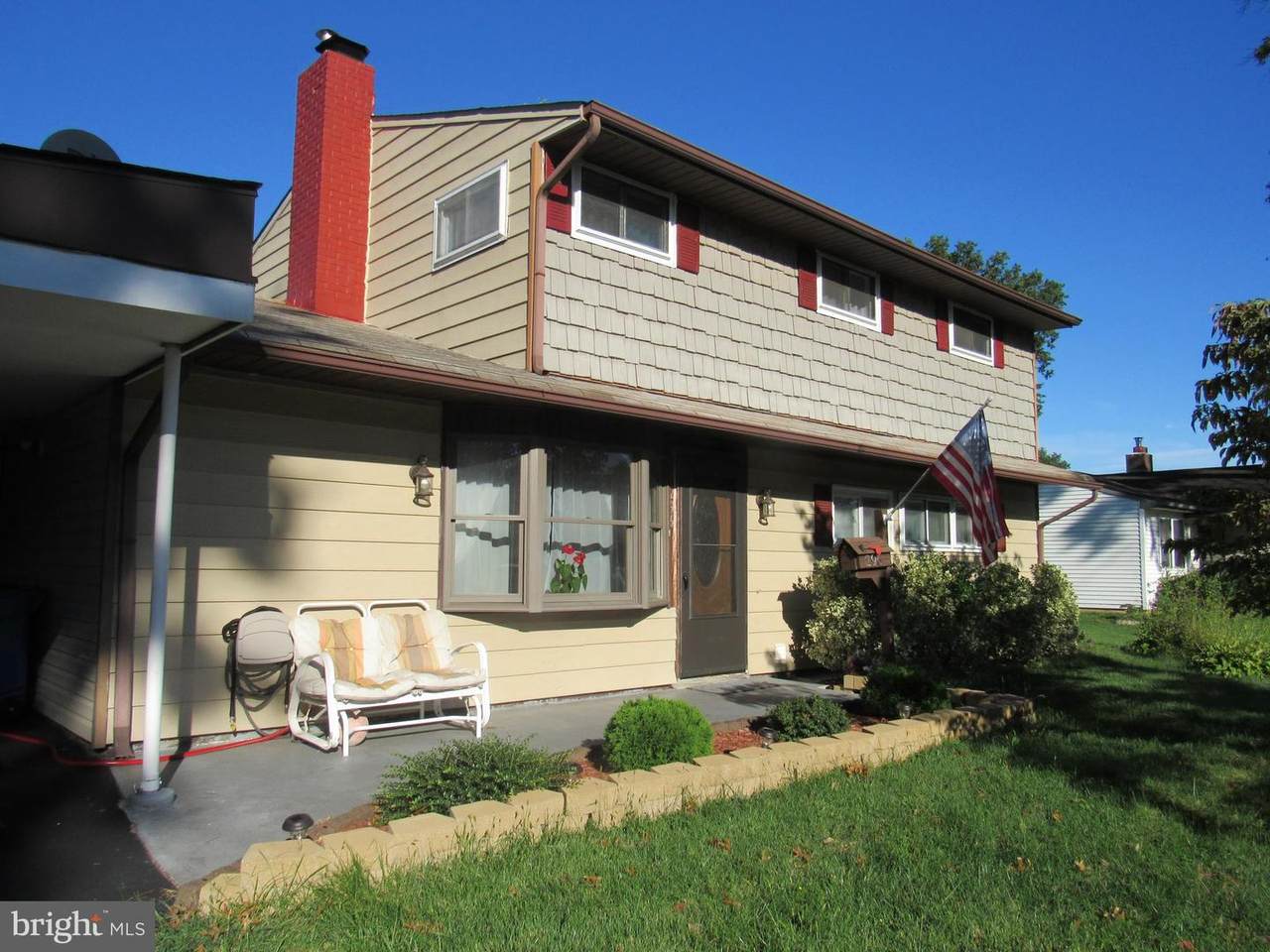 296 Thornridge Drive - Photo 1