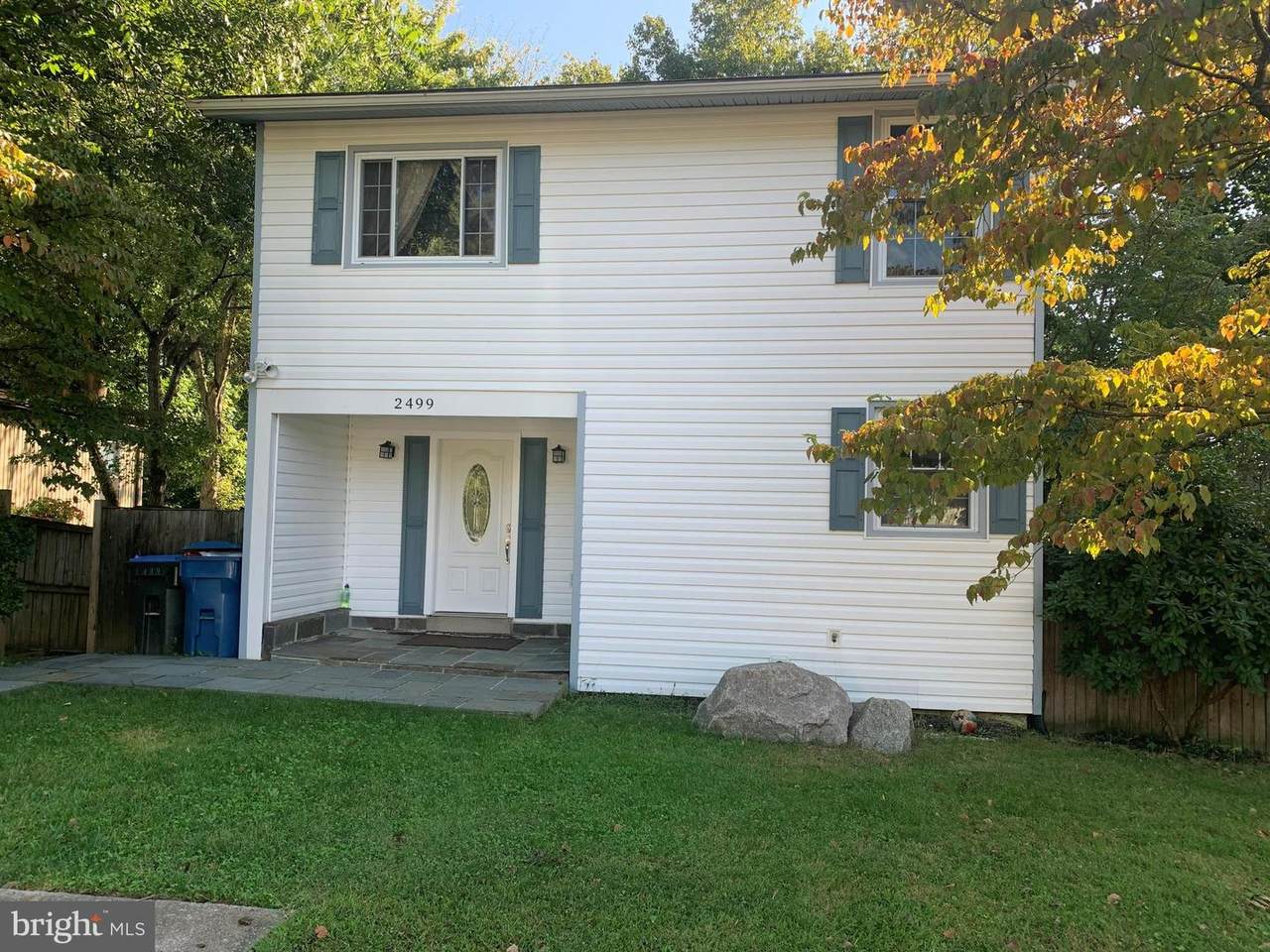 2499 Linwood Lane - Photo 1