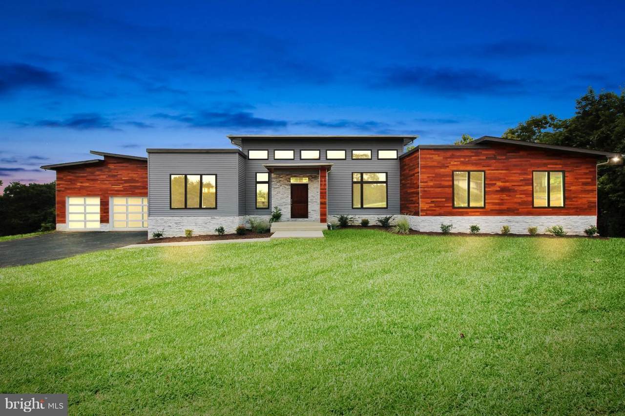 4410 Westin Drive - Photo 1